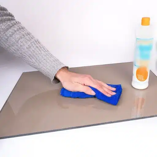 Cleaning and Maintenance of Acrylic Products