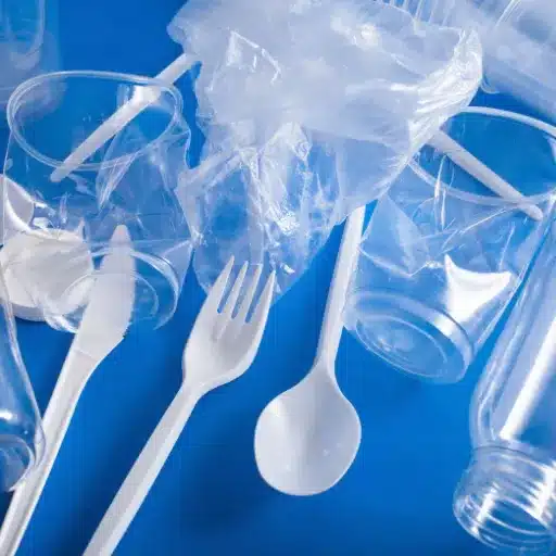 10 facts about plastic